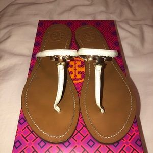 Tory Burch T logo thong patent sandal